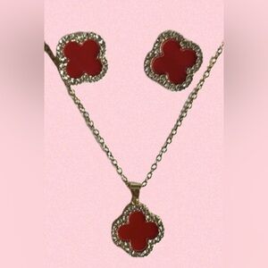 🩷Valentine Special!!!🩷
Gold and Red Stainless Steel Earrings